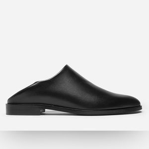 Everlane Modern Babo Flat Black